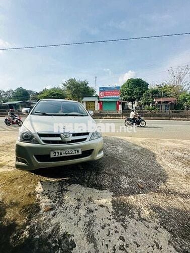 Toyota Innova 2008 G - 01023 km