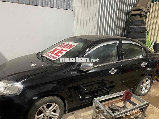 xe giá bình dân. về đổ xăng là chạy