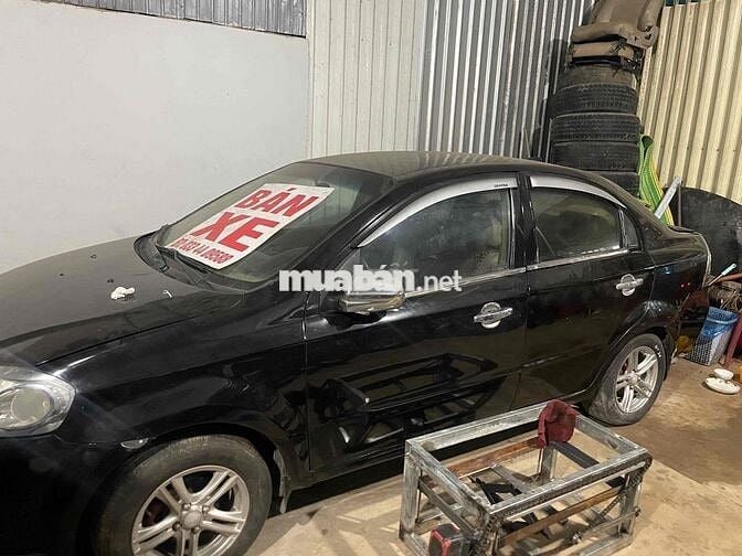 xe giá bình dân. về đổ xăng là chạy