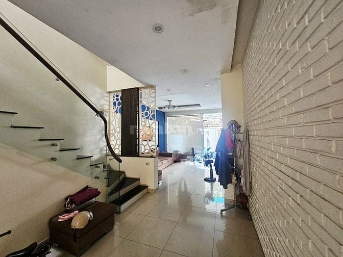 Âu Cơ – Tây Hồ - Ô TÔ – KD – 105 M2 – 5 Tầng – MT 4.2 M – Giá 16.8 Tỷ.