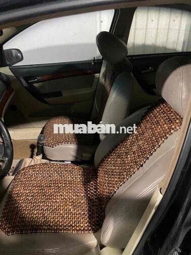 xe giá bình dân. về đổ xăng là chạy