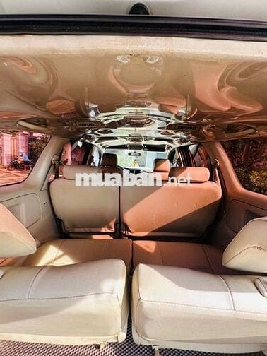 Toyota Innova 2008 G - 01023 km