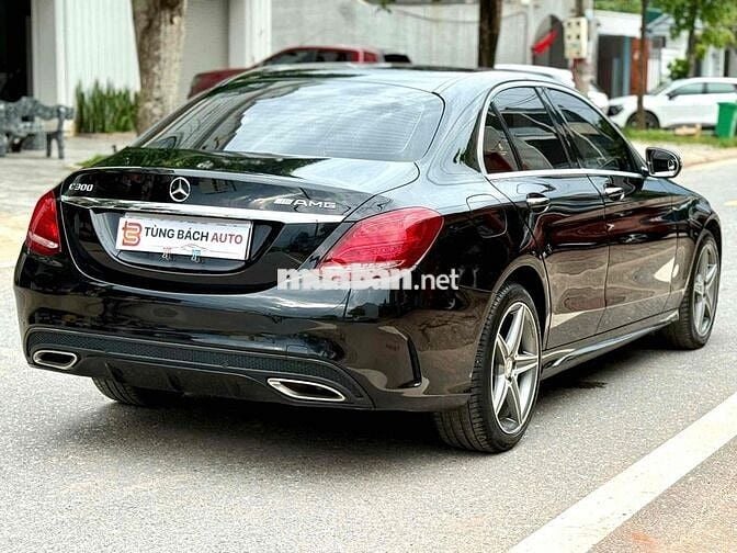 Mercedes Benz C Class 2015 C300 AMG - 70000 km