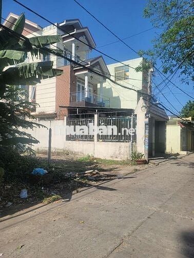 Đất 2 mặt hẻm trước sau ,trước 8m sau 10m