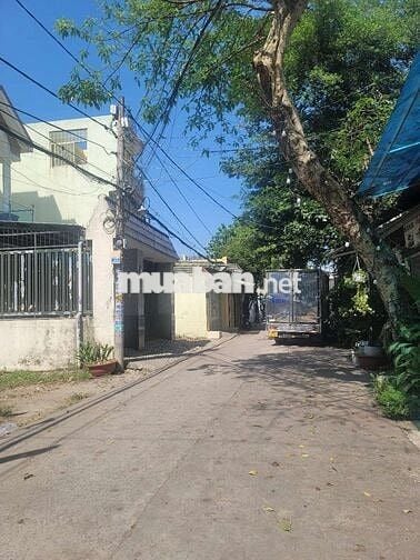 Đất 2 mặt hẻm trước sau ,trước 8m sau 10m