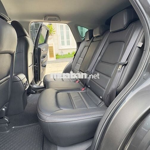 Mazda CX5 Luxury 2.0 AT 2024 Xám - 35,000 Km.