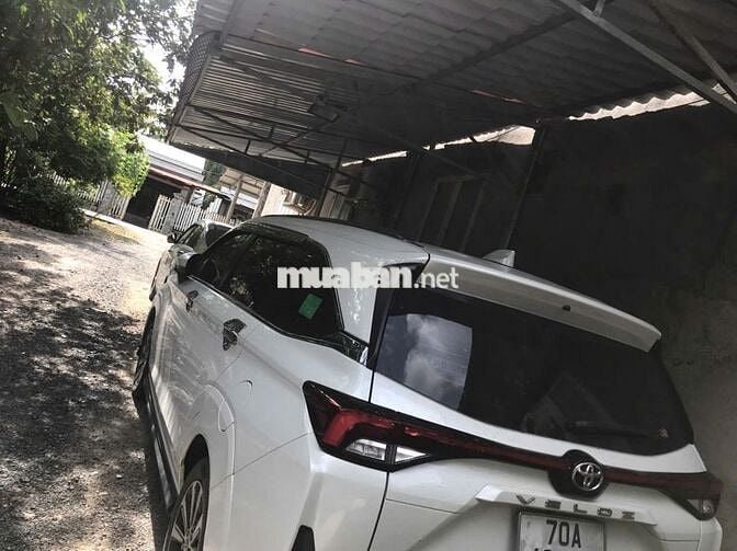 Toyota Veloz Cross 2022  - 166505 km