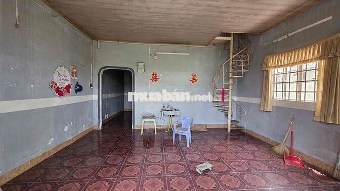 Thanh lý nhà tại hẻm Trần Hưng Đạo, Mỹ Thới, Long Xuyên, An Giang