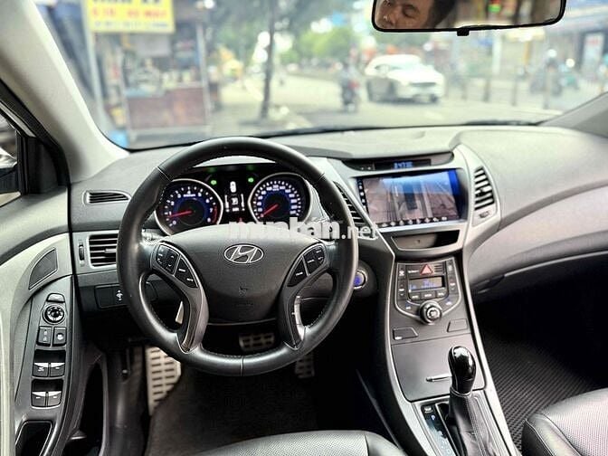 Hyundai Elantra GLS nhập 2015 1.8 AT