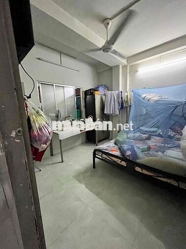 Nhà nở hậu L, 60m², 1 trệt 2 lầu 6PN, gần vòng xoay Lê Đại Hành, giá 5