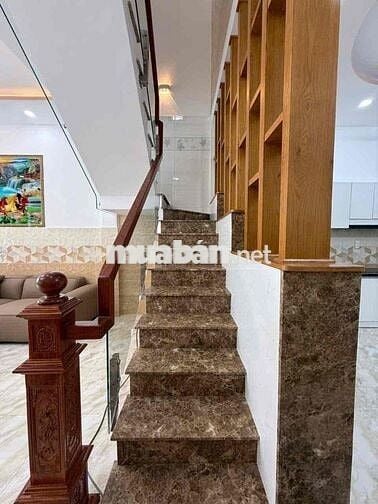 Chủ căn bán nhà gần đặng Thục vinh