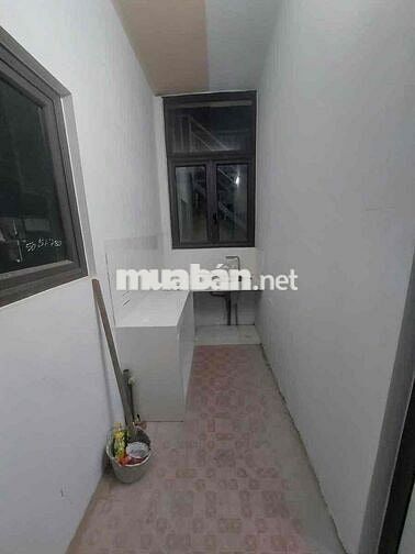 Dưới 2 tỷ có nhà 3 tầng Phan Trọng Tuệ-Oto 20m-35m;3N