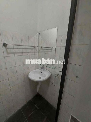 Dưới 2 tỷ có nhà 3 tầng Phan Trọng Tuệ-Oto 20m-35m;3N