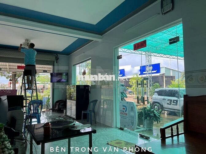 Kho xưởng bãi 4.000m² kho xây dựng 1.716m² mặt tiền đường Nam Sông Hậu