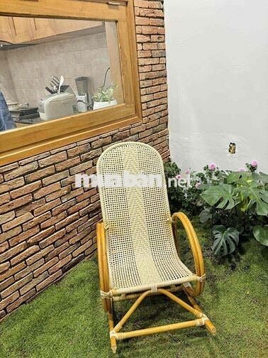 Nhà xinh xắn, trung tâm, 82m2, 2 phòng ngủ, 2 nhà vệ sinh