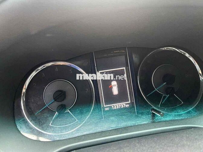 Toyota Fortuner 2017 2.7V 4x2 - 123737 km