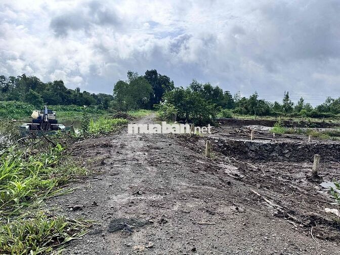 CHÍNH CHỦ CẦN BÁN ĐẤT THỔ CƯ - NGAY SÔNG VÀM CỎ