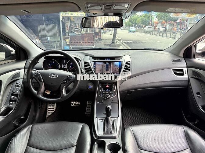 Hyundai Elantra GLS nhập 2015 1.8 AT
