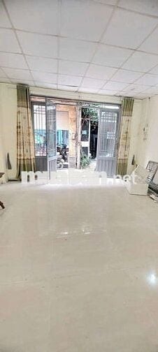 Cho thuê nhà  nguyên căn tx 25 giá 3tr5 /th