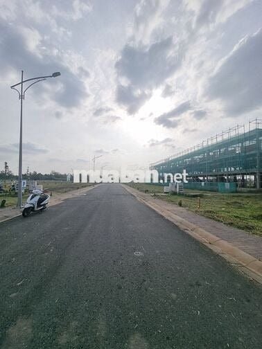 Bán nền thổ cư kế hồ cảnh quan khu Nam Long 2, Cái Răng, Cần Thơ