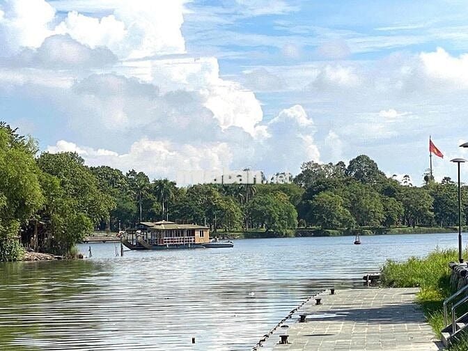 Căn hộ 70m2 cạnh bờ sông Hương ngay Trung tâm TP Huế