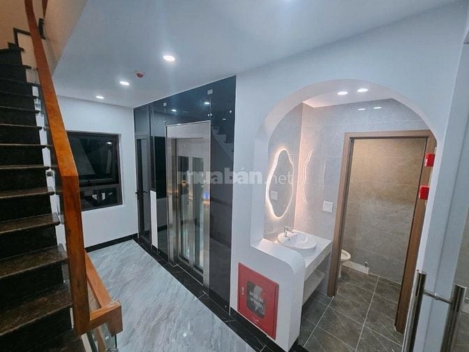 CHÍNH CHỦ BÁN NHÀ THÁI HÀ 13 TỶ, CÓ THANG MÁY