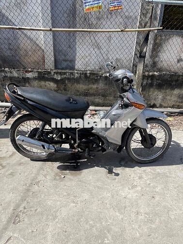 Yamaha Taurus màu Bạc