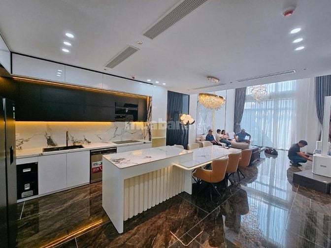 CHÍNH CHỦ BÁN NHÀ THÁI HÀ 13 TỶ, CÓ THANG MÁY