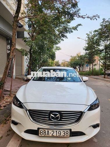 2018 2.0L Premium - 90000 km