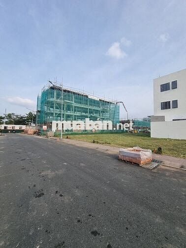 Bán nền thổ cư kế hồ cảnh quan khu Nam Long 2, Cái Răng, Cần Thơ