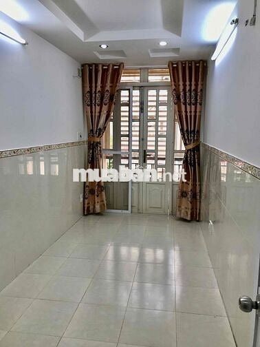 Q.Tân Phú! Cho thuê nhà 3 lầu, mới sạch sẽ, dtsu 90m2