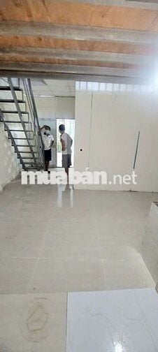 Cho thuê nhà  nguyên căn tx 25 giá 3tr5 /th