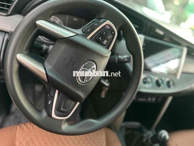 Toyota Innova 2019 2.0E - 80000 km