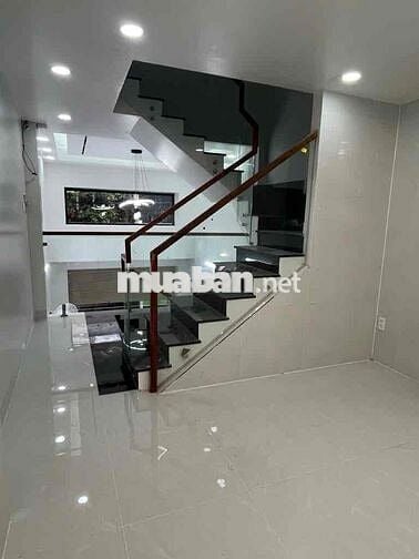 Bán Nhà mới 5 tầng hẻm lớn Lạc Long Quân – Bình Thới Nhà thi đấu Phú t