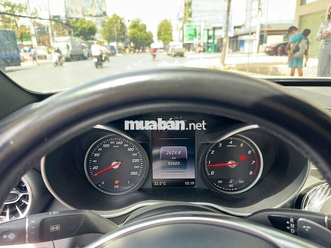 Mercedes Benz C Class 2016 C300 AMG - 92603 km