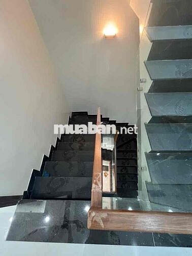 Bán Nhà mới 5 tầng hẻm lớn Lạc Long Quân – Bình Thới Nhà thi đấu Phú t