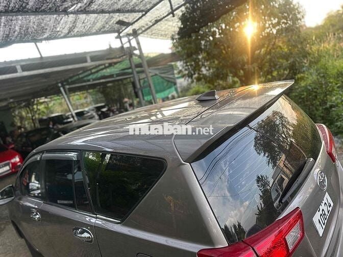 Toyota Innova 2019 2.0E - 80000 km