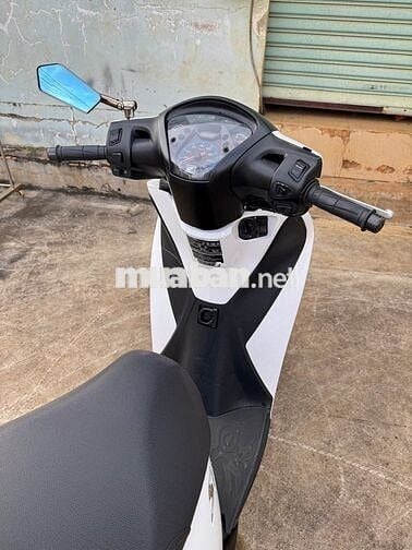 cần bán xe SH150i (2015)