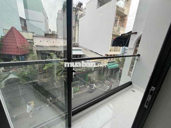 Bán Nhà mới 5 tầng hẻm lớn Lạc Long Quân – Bình Thới Nhà thi đấu Phú t