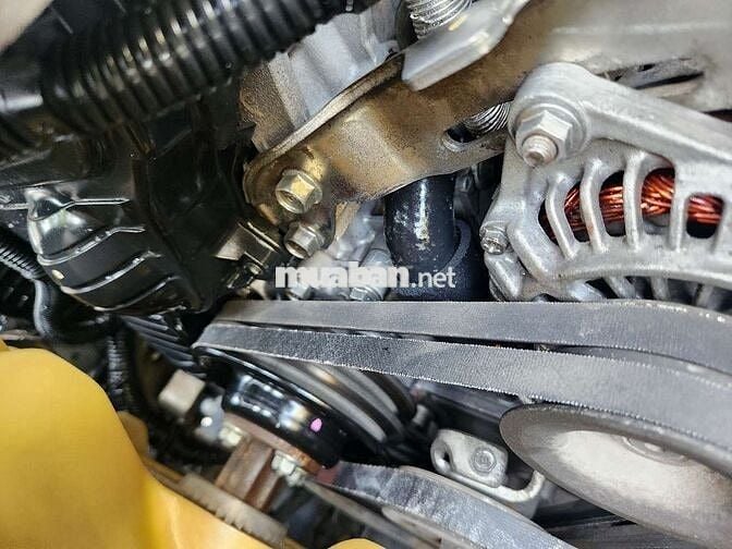 3 125 2011 2.5L 4x2 AT - 200000 km