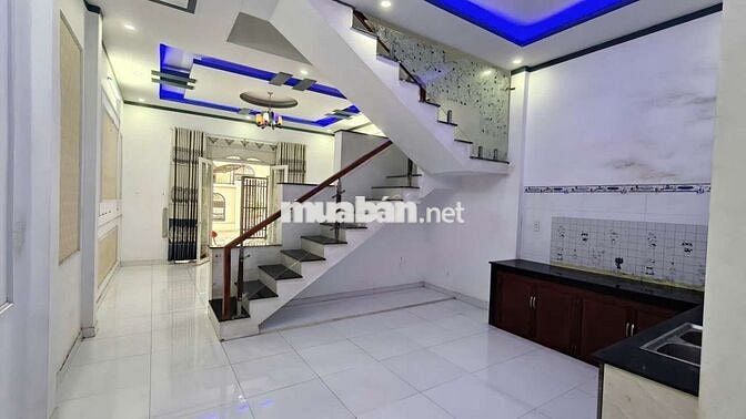 Nhà cho thuê chỗ Lẩu dê gần chợ Thạnh Phú