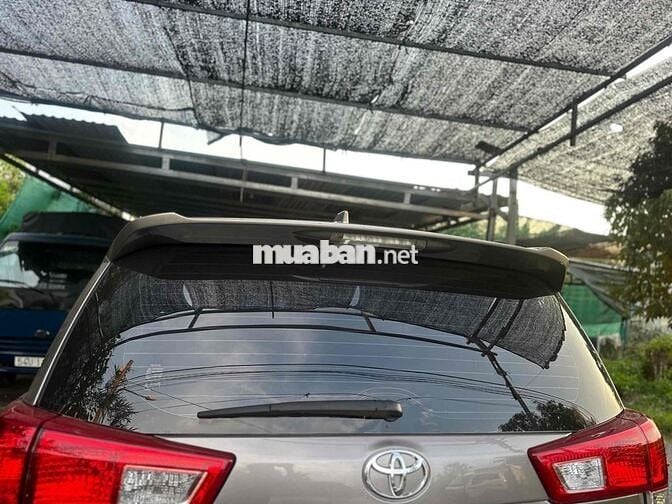 Toyota Innova 2019 2.0E - 80000 km