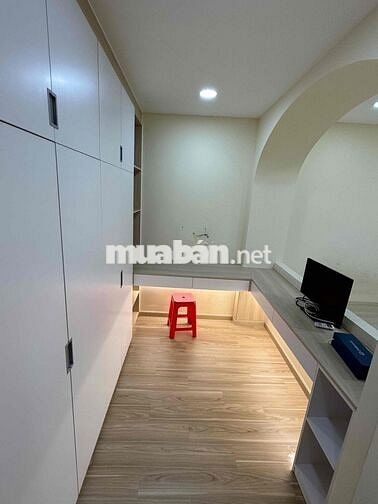 Cho thuê nhà đẹp hẻm xe tải tới nhà p16 q8