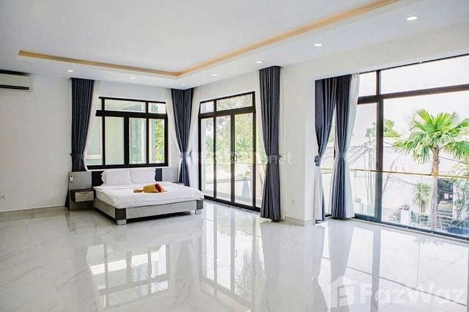 BÁN BIỆT THỰ HIỆN ĐẠI MẶT SÔNG – THẢO ĐIỀN, NGUYỄN VĂN HƯỞNG. (749 m)