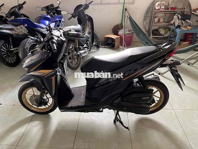 Honda Vario 125 Xám đen