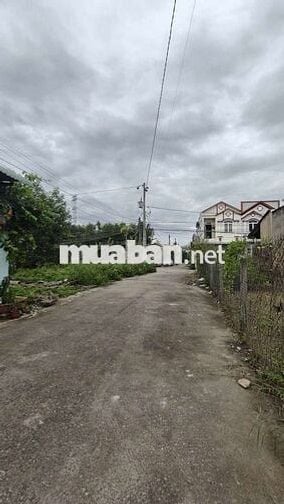 Nhà cho thuê chỗ Lẩu dê gần chợ Thạnh Phú