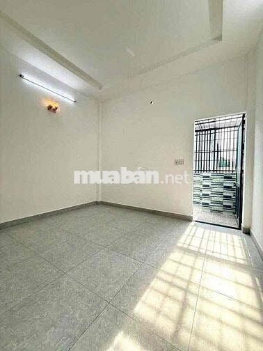 Nhà Hóc Môn 375 triệu khu dân cư Nhị Xuân đường nhựa 5m ô tô đậu cửa