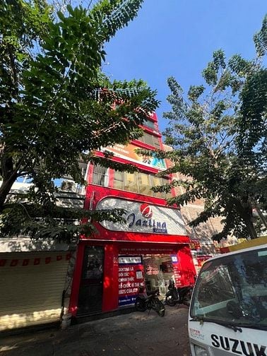 Cho thuê nhà mới xây 7 tầng mặt phố số 3 Minh Khai, gần chợ Mơ