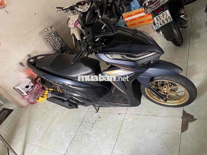 Honda Vario 125 Xám đen