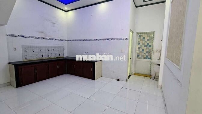 Nhà cho thuê chỗ Lẩu dê gần chợ Thạnh Phú